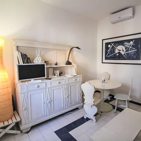 3 By Interhome شقة سانتا مارغريتا ليغور