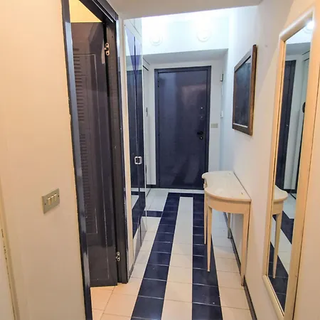 3 By Interhome *